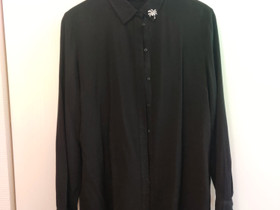 Guess paitapusero, XL, Kellot ja korut, Asusteet ja kellot, Jyväskylä, Tori.fi Guess paitapusero, XL, Kellot ja korut, Asusteet ja kellot, Jyväskylä, Tori.fi