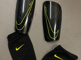 Nike säärisuojat, Jalkapallo, Urheilu ja ulkoilu, Oulu, Tori.fi Nike säärisuojat, Jalkapallo, Urheilu ja ulkoilu, Oulu, Tori.fi