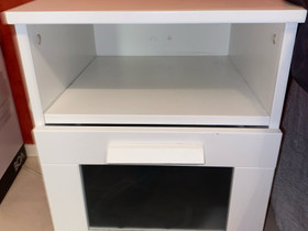 Ikea Brimnes yöpöydät, Hyllyt ja säilytys, Sisustus ja huonekalut, Raisio, Tori.fi Ikea Brimnes yöpöydät, Hyllyt ja säilytys, Sisustus ja huonekalut, Raisio, Tori.fi