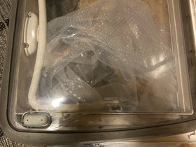 Avattava kattoikkuna, Matkailuautojen tarvikkeet, Matkailuautojen tarvikkeet, Laukaa, Tori.fi Avattava kattoikkuna, Matkailuautojen tarvikkeet, Matkailuautojen tarvikkeet, Laukaa, Tori.fi
