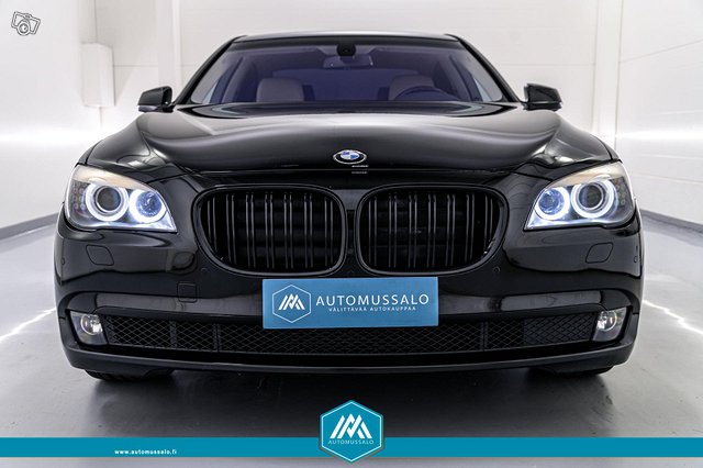 BMW 740, kuva 1