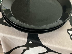 Iittala teema musta lautanen 3kpl, Ruokailuastiat ja aterimet, Keittiötarvikkeet ja astiat, Jyväskylä, Tori.fi Iittala teema musta lautanen 3kpl, Ruokailuastiat ja aterimet, Keittiötarvikkeet ja astiat, Jyväskylä, Tori.fi