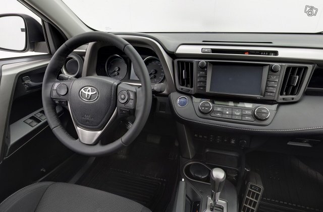 Toyota RAV4 9