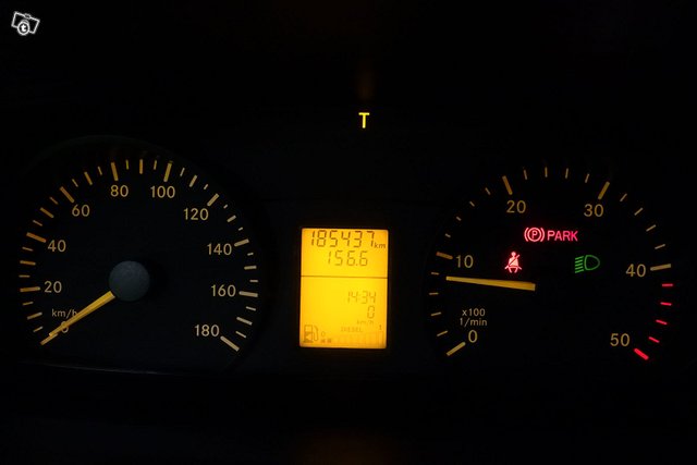 Mercedes-Benz Sprinter 19