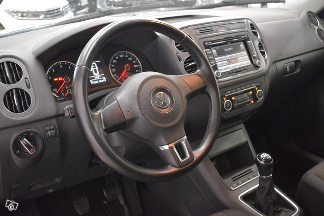 Volkswagen Tiguan 11