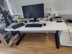 Ikea Bekant työpöytä 160*80, Pöydät ja tuolit, Sisustus ja huonekalut, Iisalmi, Tori.fi Ikea Bekant työpöytä 160*80, Pöydät ja tuolit, Sisustus ja huonekalut, Iisalmi, Tori.fi