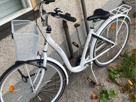 Naisten polkupyörä, Maastopyörät, Polkupyörät ja pyöräily, Pori, Tori.fi Naisten polkupyörä, Maastopyörät, Polkupyörät ja pyöräily, Pori, Tori.fi