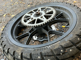 Mopon nastarenkaat, Renkaat, Mototarvikkeet ja varaosat, Muurame, Tori.fi Mopon nastarenkaat, Renkaat, Mototarvikkeet ja varaosat, Muurame, Tori.fi