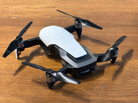 DJI Mavic Air Fly More Combo ym, Muu valokuvaus, Kamerat ja valokuvaus, Helsinki, Tori.fi DJI Mavic Air Fly More Combo ym, Muu valokuvaus, Kamerat ja valokuvaus, Helsinki, Tori.fi