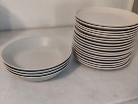 Ikea lautanen 18+4 kpl, Ruokailuastiat ja aterimet, Keittiötarvikkeet ja astiat, Jyväskylä, Tori.fi Ikea lautanen 18+4 kpl, Ruokailuastiat ja aterimet, Keittiötarvikkeet ja astiat, Jyväskylä, Tori.fi
