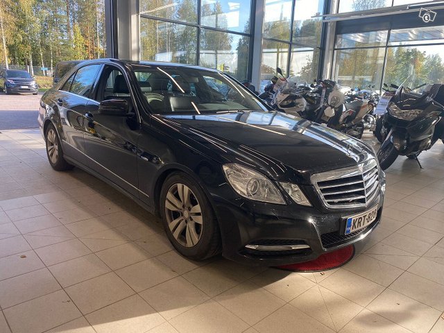 Mercedes-Benz E