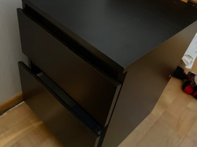 Ikea yöpöytä, Hyllyt ja säilytys, Sisustus ja huonekalut, Iisalmi, Tori.fi Ikea yöpöytä, Hyllyt ja säilytys, Sisustus ja huonekalut, Iisalmi, Tori.fi