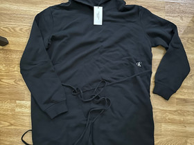 Calvin Klein huppari XL, Vaatteet ja kengät, Oulu, Tori.fi Calvin Klein huppari XL, Vaatteet ja kengät, Oulu, Tori.fi