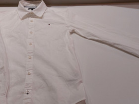 Tommy Hilfiger valkoinen kauluspaita 152 cm, Lastenvaatteet ja kengät, Helsinki, Tori.fi Tommy Hilfiger valkoinen kauluspaita 152 cm, Lastenvaatteet ja kengät, Helsinki, Tori.fi