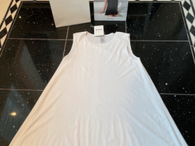 Uusi Wolford toppi, koko XS, Vaatteet ja kengät, Helsinki, Tori.fi Uusi Wolford toppi, koko XS, Vaatteet ja kengät, Helsinki, Tori.fi