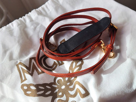 MCM - nahka bostonbag, Laukut ja hatut, Asusteet ja kellot, Vantaa, Tori.fi MCM - nahka bostonbag, Laukut ja hatut, Asusteet ja kellot, Vantaa, Tori.fi