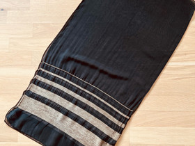 Musta-beige silkkihuivi, Muut asusteet, Asusteet ja kellot, Turku, Tori.fi Musta-beige silkkihuivi, Muut asusteet, Asusteet ja kellot, Turku, Tori.fi