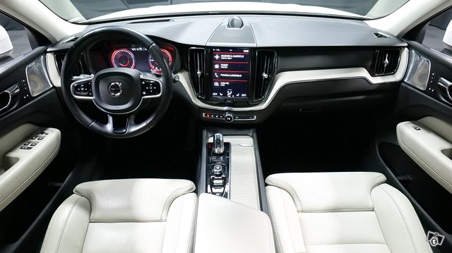 Volvo XC60 12