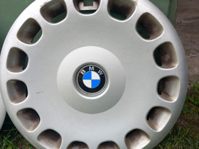 BMW 15" pölykapselit, Lisävarusteet ja autotarvikkeet, Auton varaosat ja tarvikkeet, Ulvila, Tori.fi
