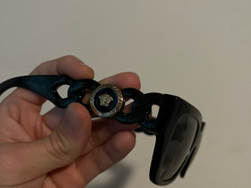 Versace Unisex aurinkolasit, Muut asusteet, Asusteet ja kellot, Tampere, Tori.fi Versace Unisex aurinkolasit, Muut asusteet, Asusteet ja kellot, Tampere, Tori.fi