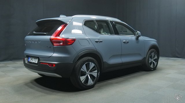 Volvo XC40 4