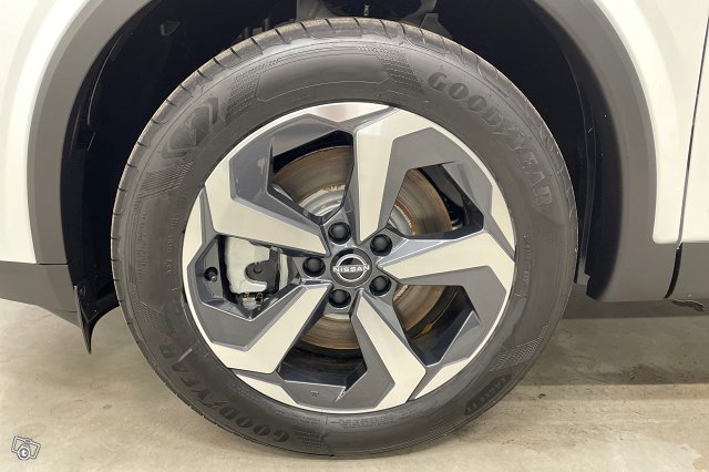NISSAN Qashqai 11