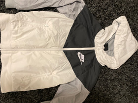 Nike tuulitakki 128-137cm, Lastenvaatteet ja kengät, Nokia, Tori.fi Nike tuulitakki 128-137cm, Lastenvaatteet ja kengät, Nokia, Tori.fi