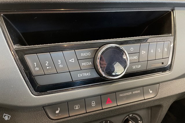 SKODA FABIA 13