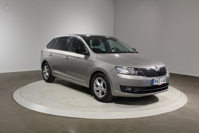 Skoda Rapid 6