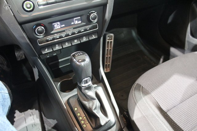 Skoda Rapid 17