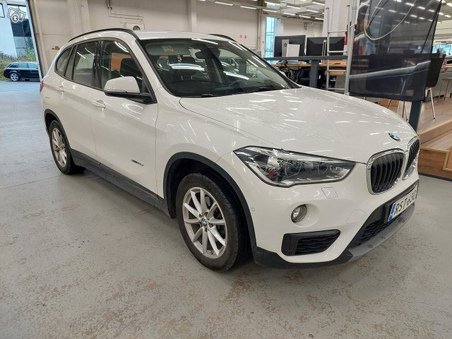 BMW X1, kuva 1