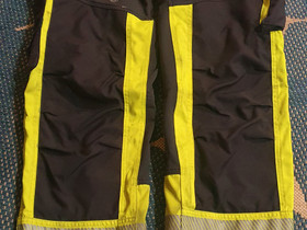 Hellyhansen riipputaskuhousut, Vaatteet ja kengät, Tyrnävä, Tori.fi Hellyhansen riipputaskuhousut, Vaatteet ja kengät, Tyrnävä, Tori.fi