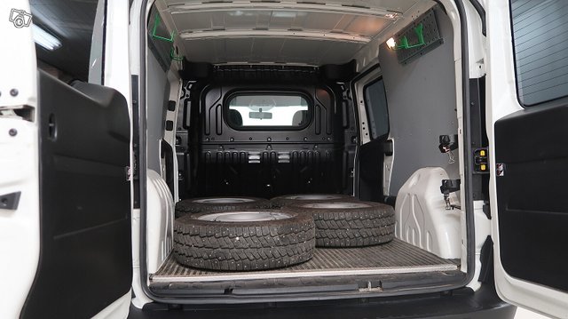 OPEL Combo 11