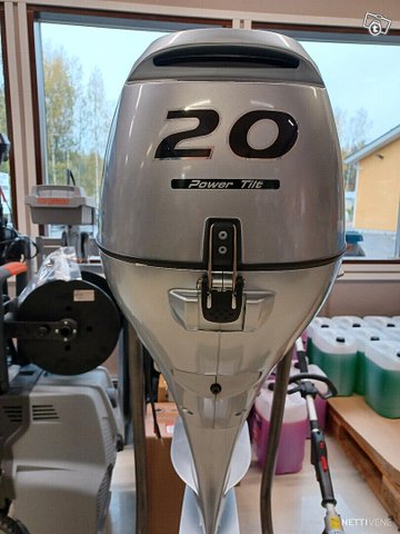 Honda BF20SRTU, kuva 1