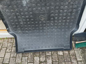 MB C tavaratilan matto, Lisävarusteet ja autotarvikkeet, Auton varaosat ja tarvikkeet, Tampere, Tori.fi MB C tavaratilan matto, Lisävarusteet ja autotarvikkeet, Auton varaosat ja tarvikkeet, Tampere, Tori.fi