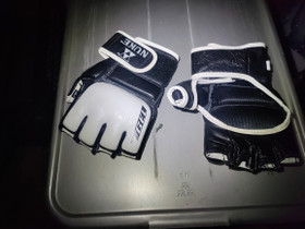 Nike gel tech vapaaottelu/sparrihanskat, Kamppailulajit, Urheilu ja ulkoilu, Inari, Tori.fi Nike gel tech vapaaottelu/sparrihanskat, Kamppailulajit, Urheilu ja ulkoilu, Inari, Tori.fi