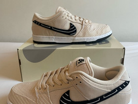 Nike Sb Dunk Low Pro x Albino & Preto, Vaatteet ja kengät, Hyvinkää, Tori.fi Nike Sb Dunk Low Pro x Albino & Preto, Vaatteet ja kengät, Hyvinkää, Tori.fi