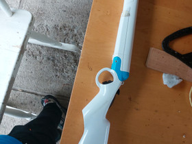Haulikko nintendolta wii, Pelikonsolit ja pelaaminen, Viihde-elektroniikka, Kajaani, Tori.fi Haulikko nintendolta wii, Pelikonsolit ja pelaaminen, Viihde-elektroniikka, Kajaani, Tori.fi