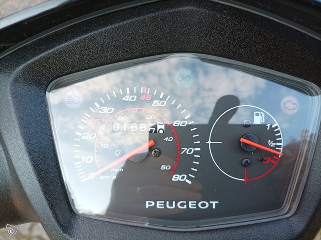 Peugeot kisbee 50 GT 2
