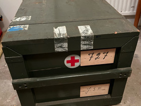 Vanha armeijan puuarkku, Hyllyt ja säilytys, Sisustus ja huonekalut, Helsinki, Tori.fi Vanha armeijan puuarkku, Hyllyt ja säilytys, Sisustus ja huonekalut, Helsinki, Tori.fi