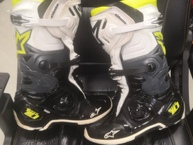 Alpinestars tech 10, Ajoasut, kengät ja kypärät, Mototarvikkeet ja varaosat, Varkaus, Tori.fi Alpinestars tech 10, Ajoasut, kengät ja kypärät, Mototarvikkeet ja varaosat, Varkaus, Tori.fi