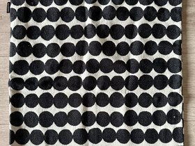 Marimekon Räsymatto-koristetyynynpäällinen, Matot ja tekstiilit, Sisustus ja huonekalut, Seinäjoki, Tori.fi Marimekon Räsymatto-koristetyynynpäällinen, Matot ja tekstiilit, Sisustus ja huonekalut, Seinäjoki, Tori.fi
