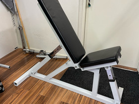 Säädettävä vinopenkki, Kuntoilu ja fitness, Urheilu ja ulkoilu, Lahti, Tori.fi Säädettävä vinopenkki, Kuntoilu ja fitness, Urheilu ja ulkoilu, Lahti, Tori.fi