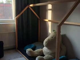 Talosänky, Sängyt ja makuuhuone, Sisustus ja huonekalut, Äänekoski, Tori.fi Talosänky, Sängyt ja makuuhuone, Sisustus ja huonekalut, Äänekoski, Tori.fi