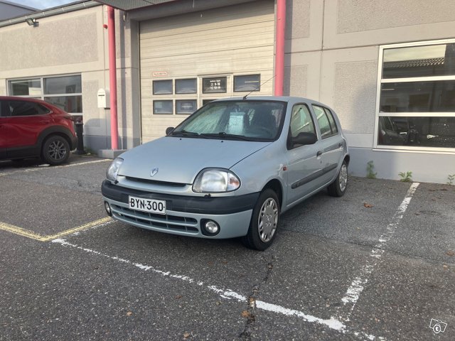 RENAULT Clio