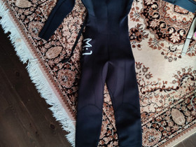 2XU M:1 wetsuit märkäpuku koko S, Uinti ja sukellus, Urheilu ja ulkoilu, Turku, Tori.fi 2XU M:1 wetsuit märkäpuku koko S, Uinti ja sukellus, Urheilu ja ulkoilu, Turku, Tori.fi