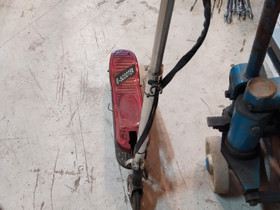 Sähköscuutti, Muut motovaraosat ja tarvikkeet, Mototarvikkeet ja varaosat, Pori, Tori.fi Sähköscuutti, Muut motovaraosat ja tarvikkeet, Mototarvikkeet ja varaosat, Pori, Tori.fi