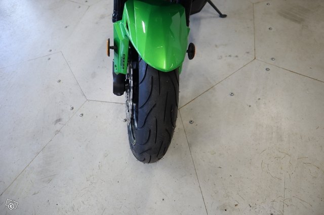 Kawasaki VERSYS 9