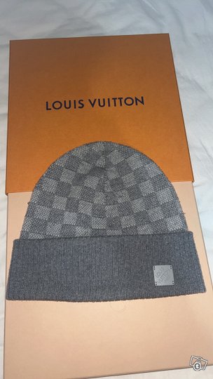 Louis Vuitton pipo, Laukut ja h