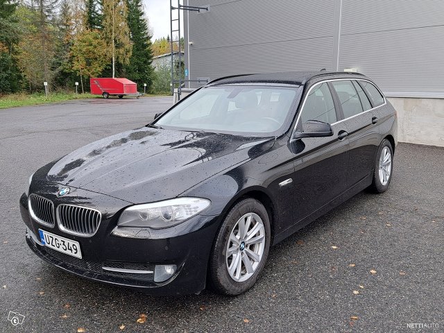 BMW 525 1